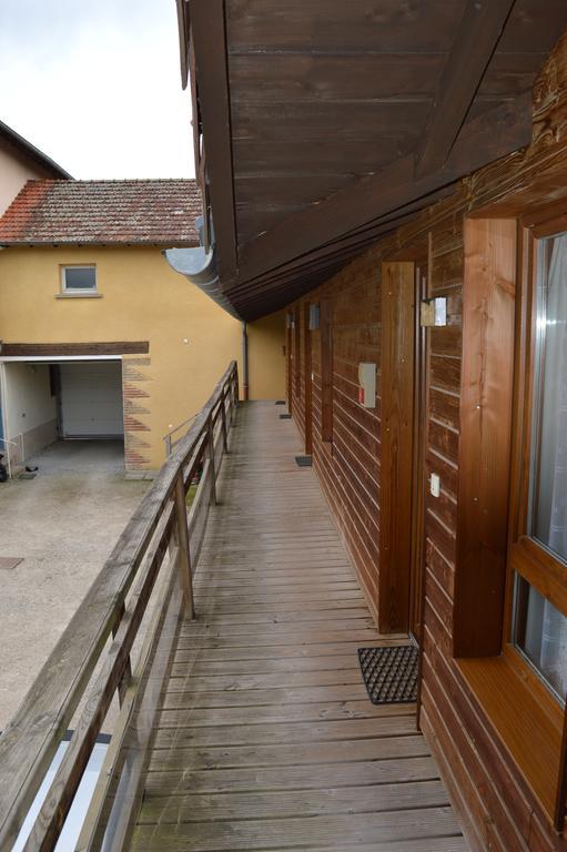Côté Midi Chambre d'hôte Chaneins Esterno foto